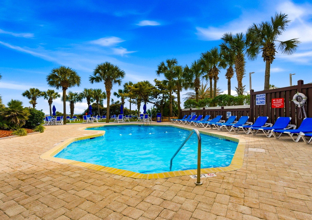 Beach Colony Resort - Community Pool