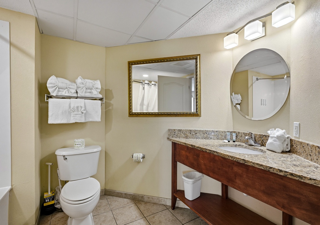 Carolinian Beach Resort 833 | Guest Bath