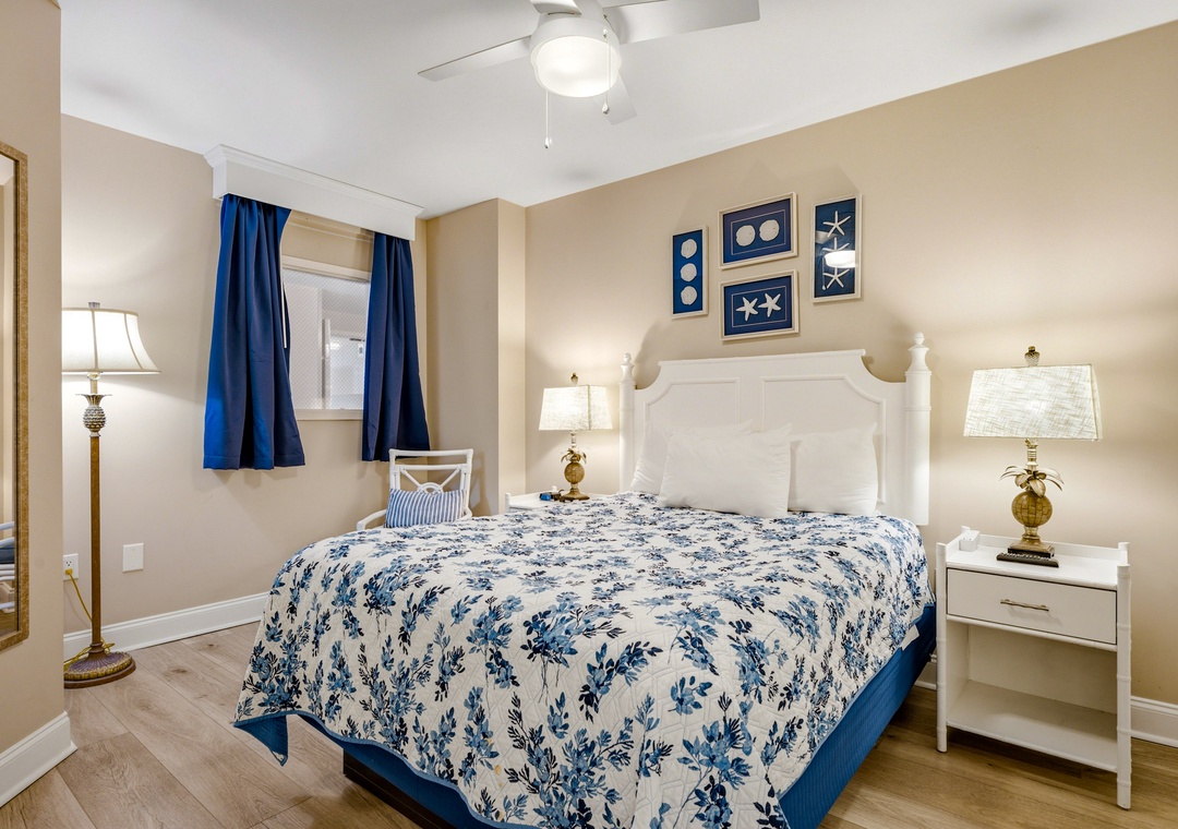 Guest Bedroom with Queen Bed