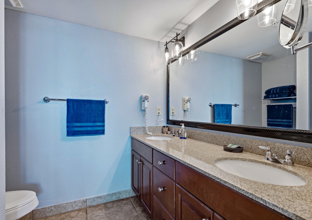 Dunes Village 452 - Primary Bath