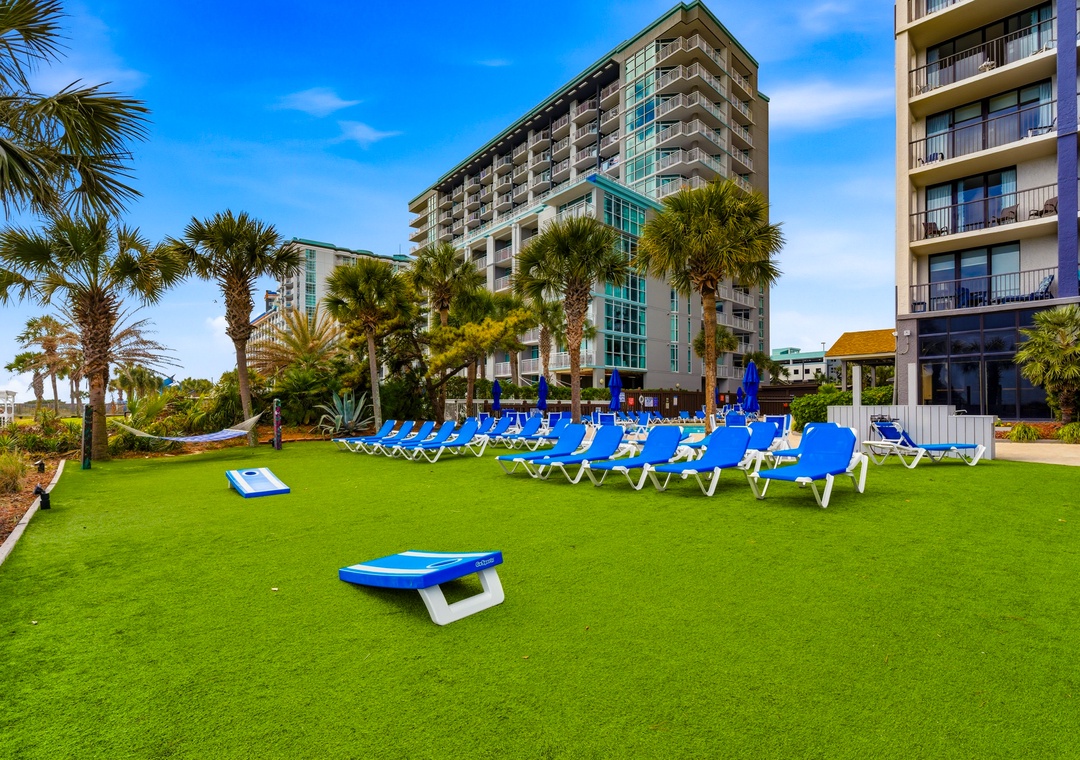 Beach Colony Resort - Outside Common Area