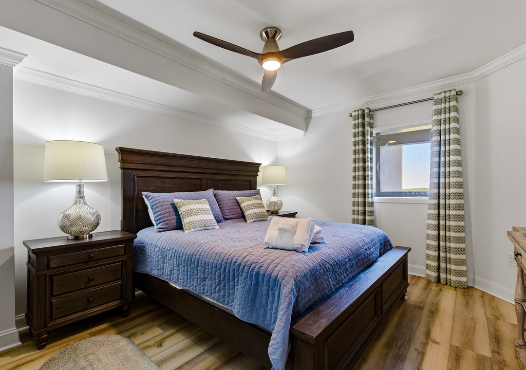 South Wind 1206 - Second Bedroom