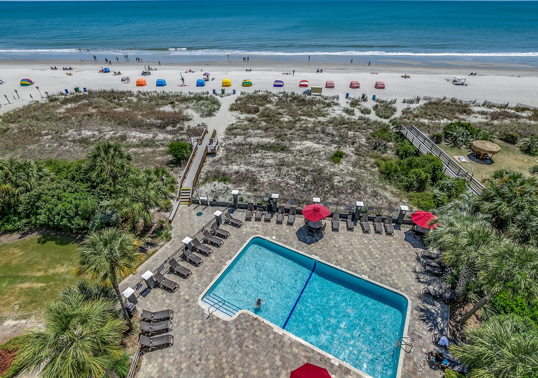 Carolina Dunes pool and ocean views