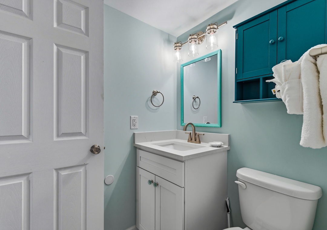 Bathroom — bright vanity + plenty of room