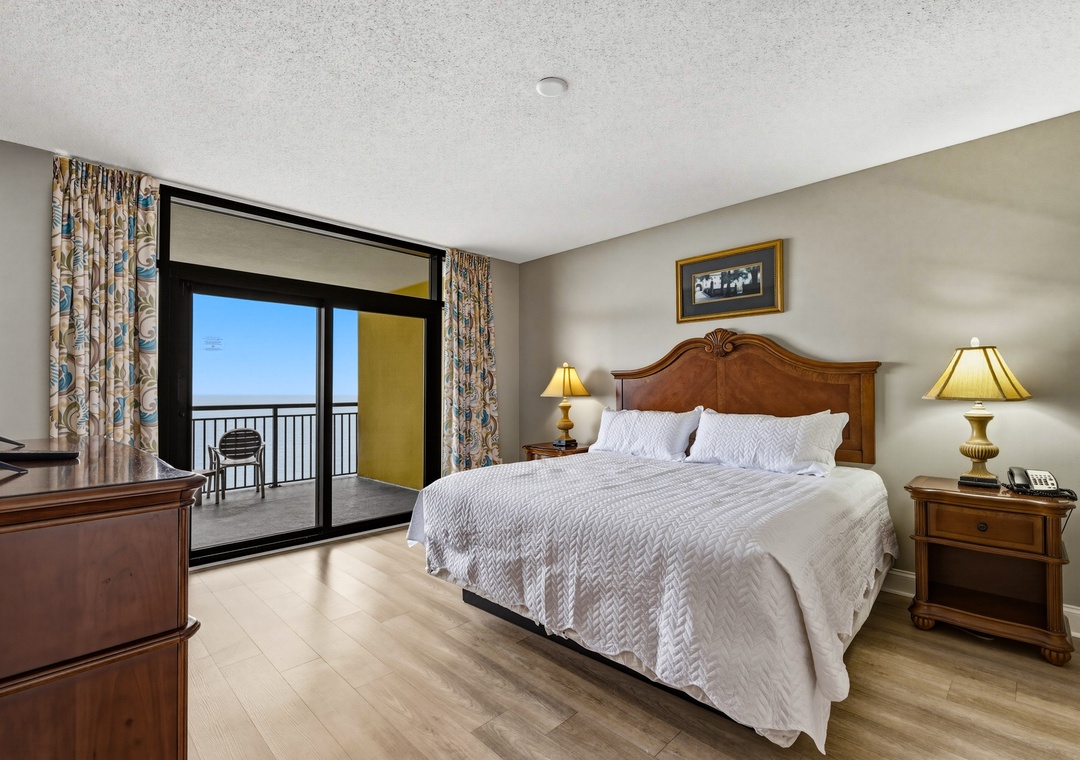 Primary Bedroom- King Bed