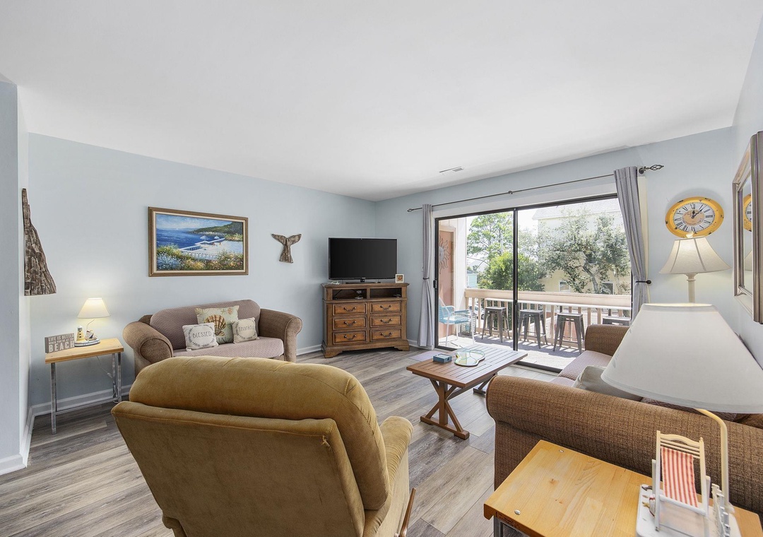 HarborSide Unit 208 living room