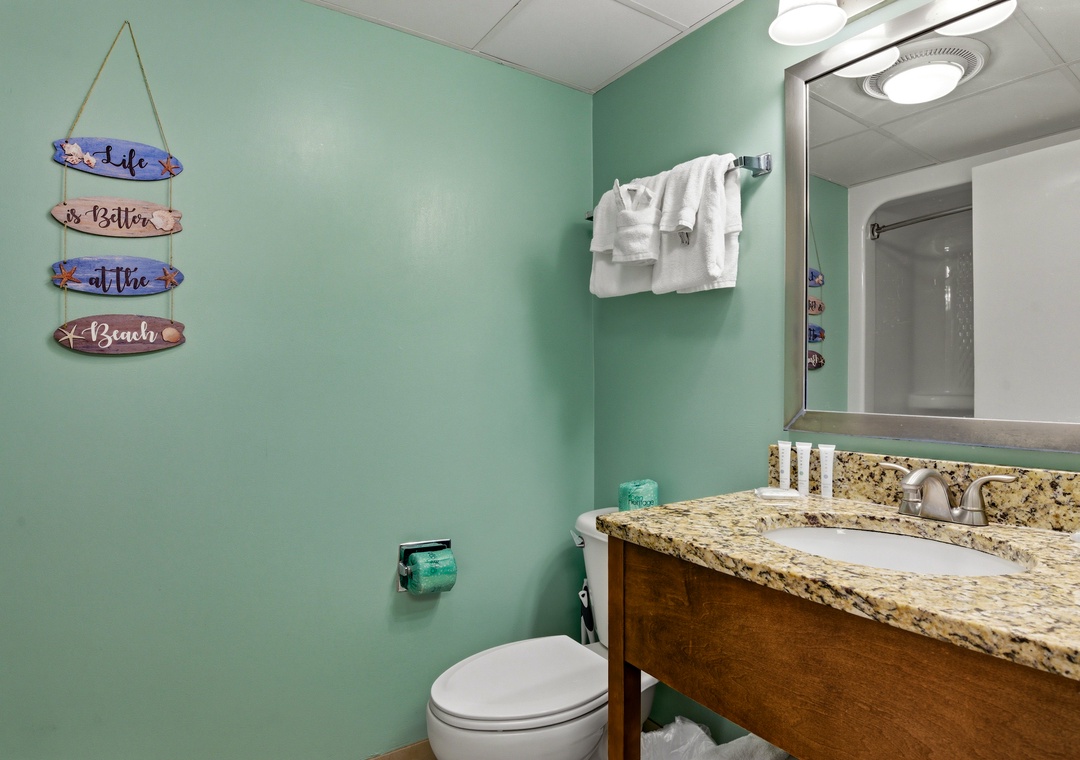 Camelot By The Sea Bathroom