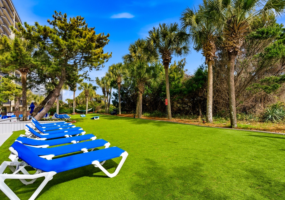 Beach Colony Resort - Outside Common Area