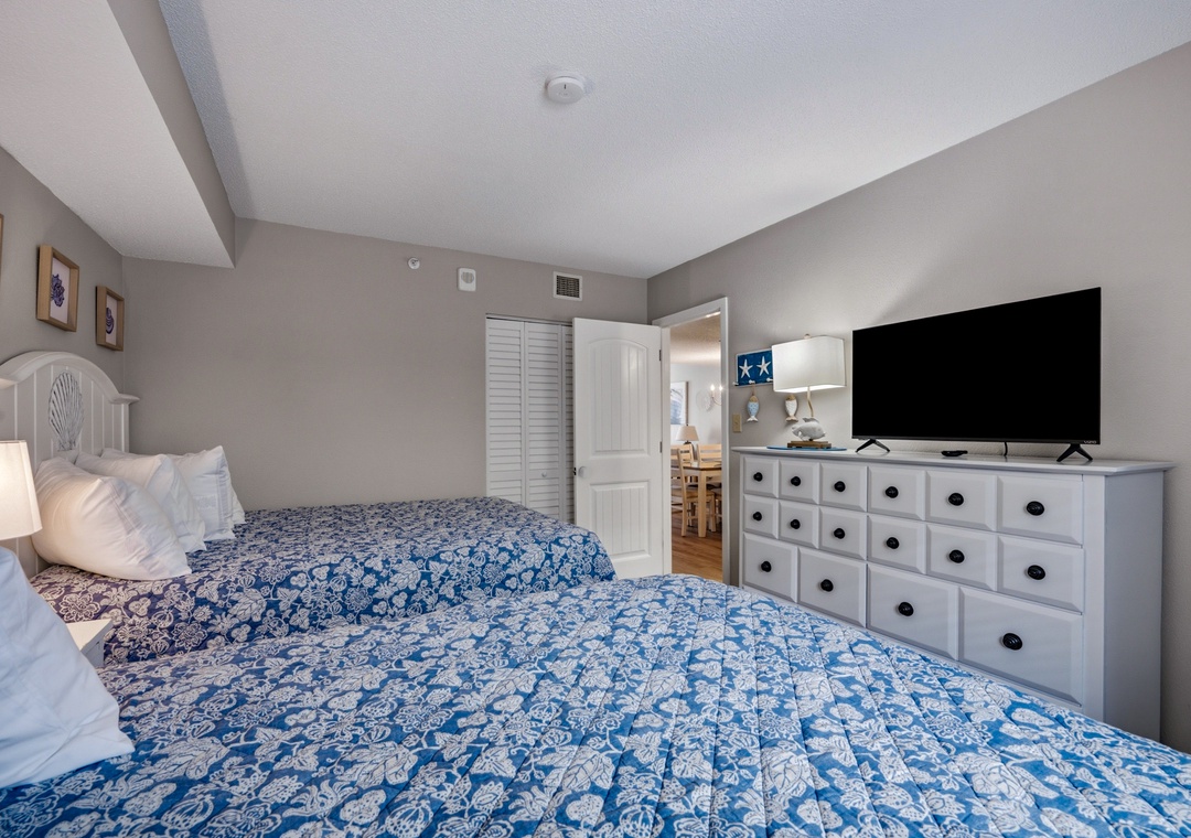 Beach Colony 516 - Guest Bedroom