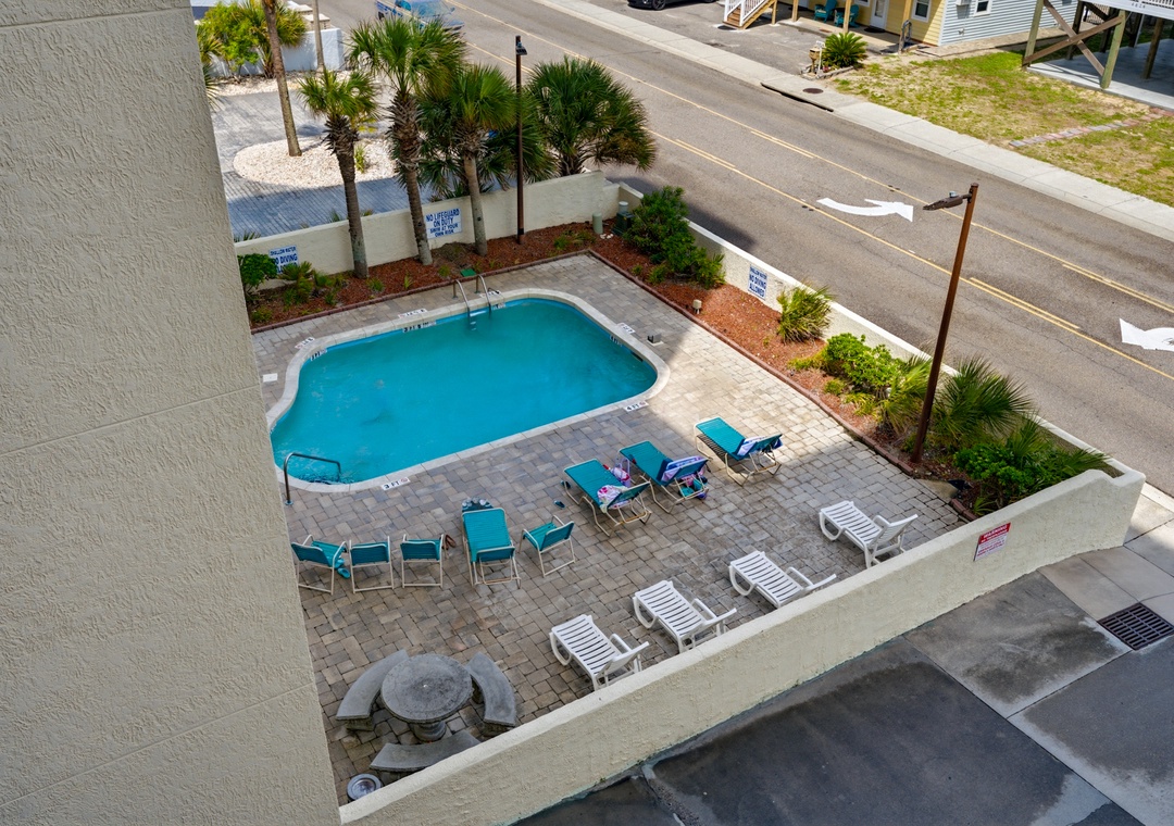 Emerald Cove 4A - Complex Pool