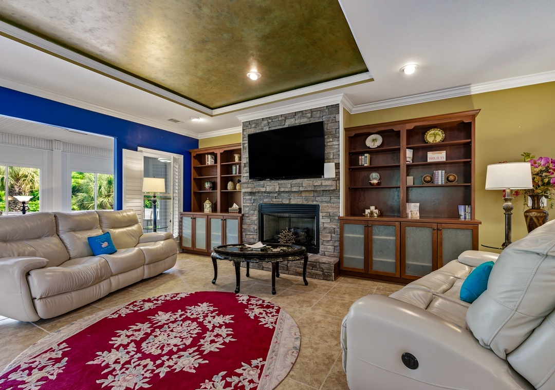 Regal Palms - Living Area