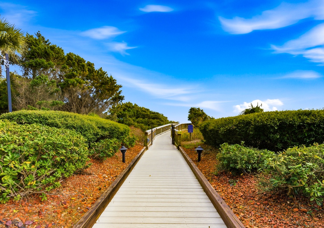 Beach Colony Resort - Beach Access Walkway