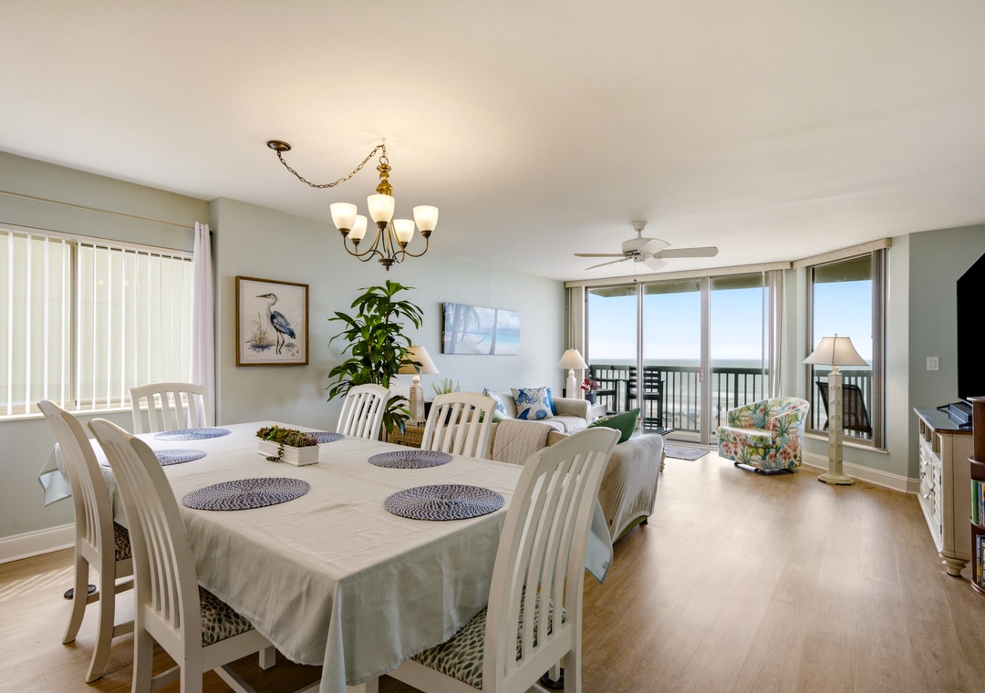 Emerald Cove 4A - Dining