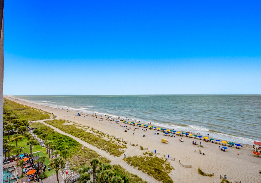 Gorgeous Ocean Views from the Balcony!