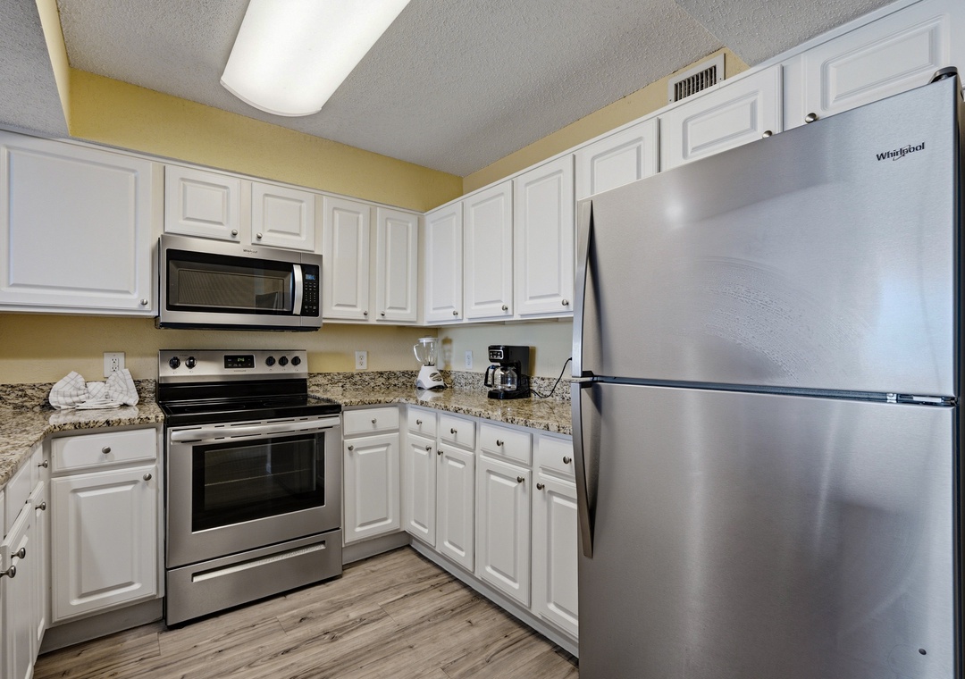 Grand Atlantic 1205 - Kitchen
