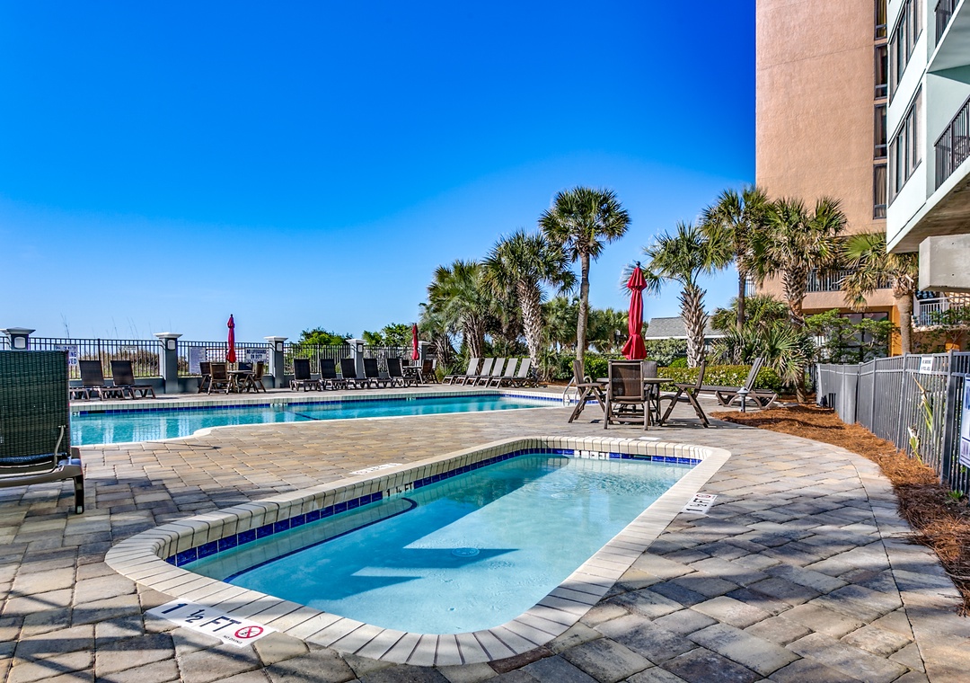 Carolina Dunes pool deck