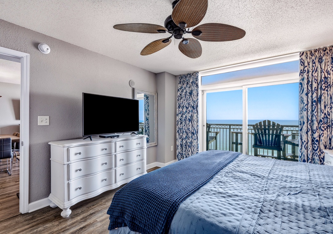 Grand Atlantic 1504 | King Bedroom