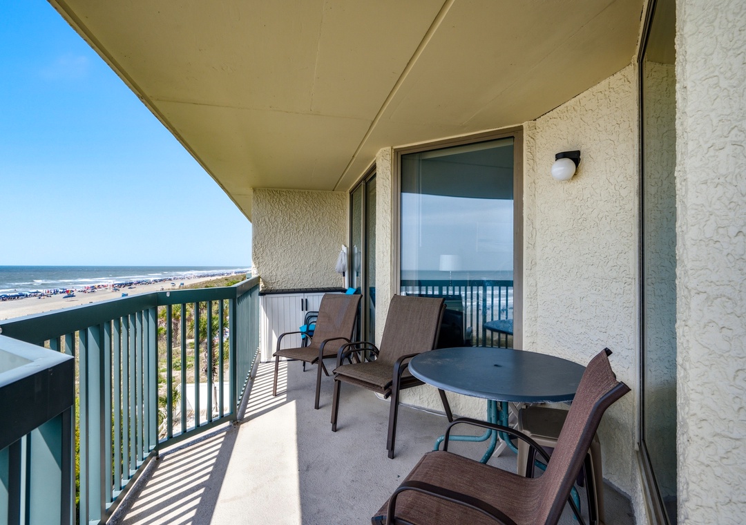 Emerald Cove 4A - Private Balcony