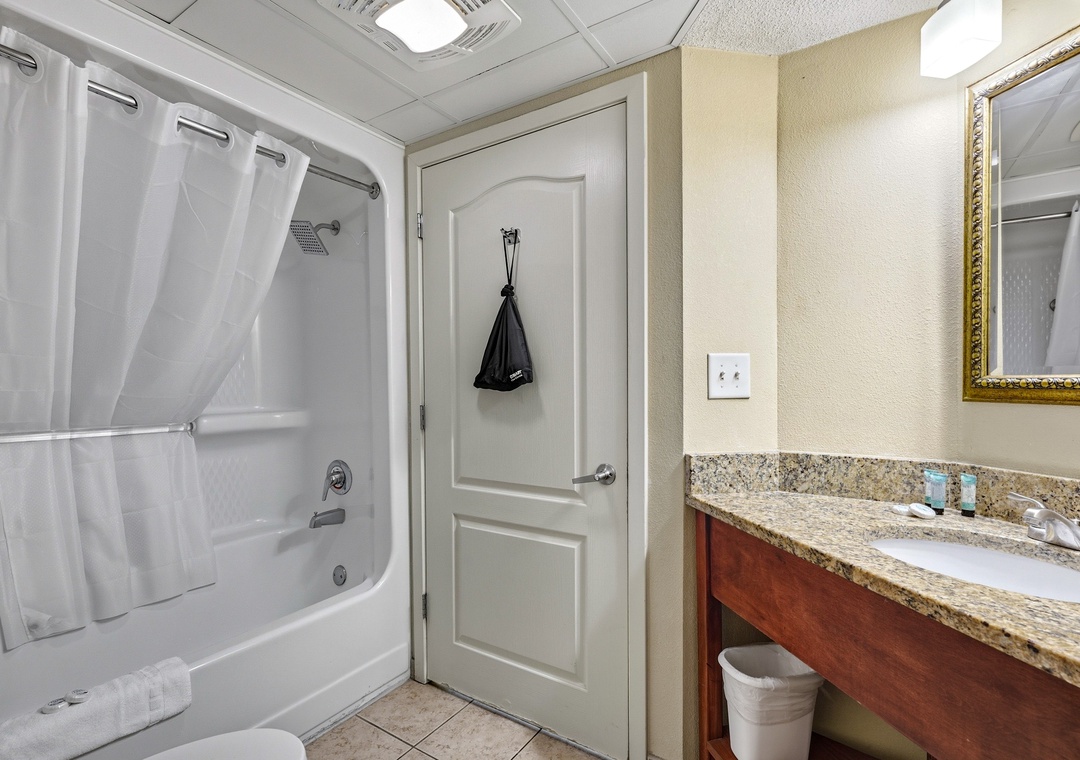 Carolinian Beach Resort 833 | Primary Bath