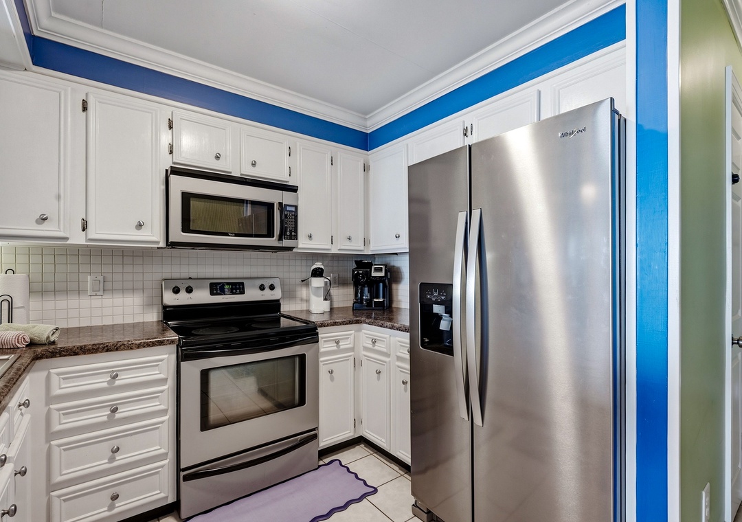 Tilghman Beach Unit 227 | Kitchen