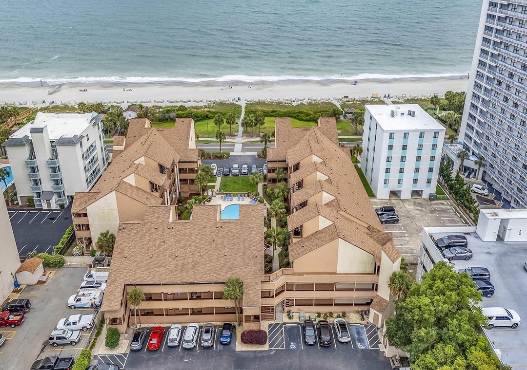 Anchorage I pool right by the beach