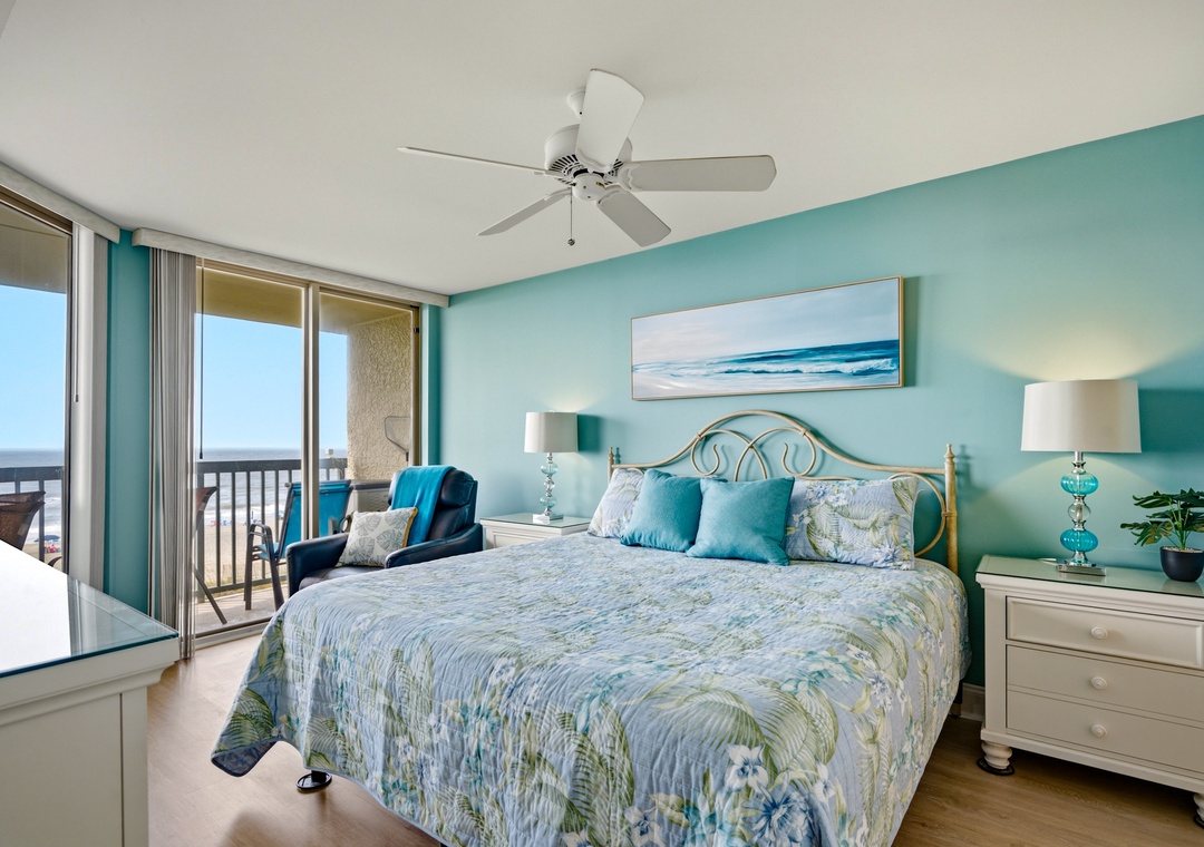 Emerald Cove 4A - Primary Bedroom with Balcony Access