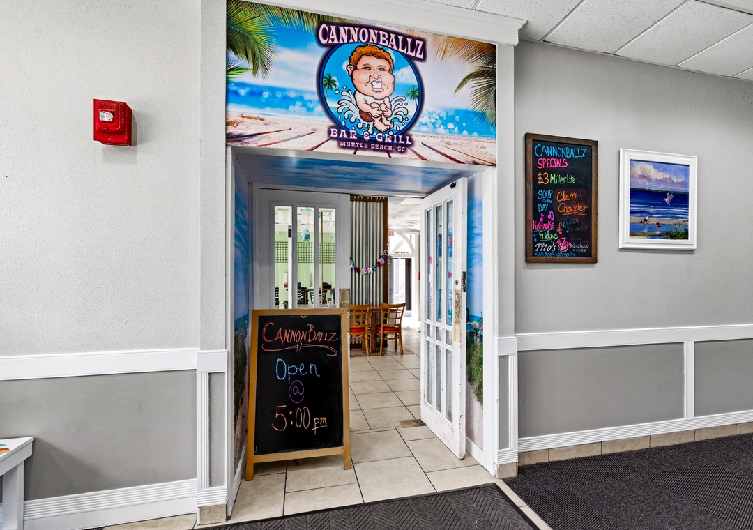Beach Colony Resort - Outside Common Area