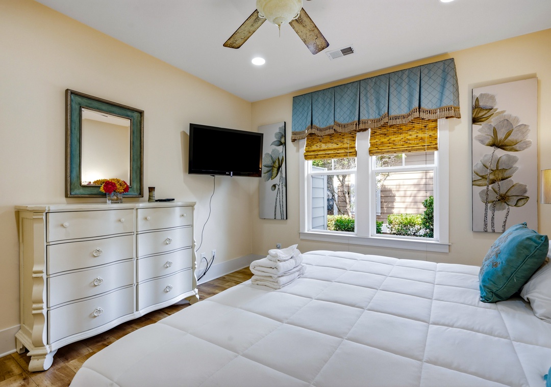 624 Ratoon Lane - Primary Bedroom