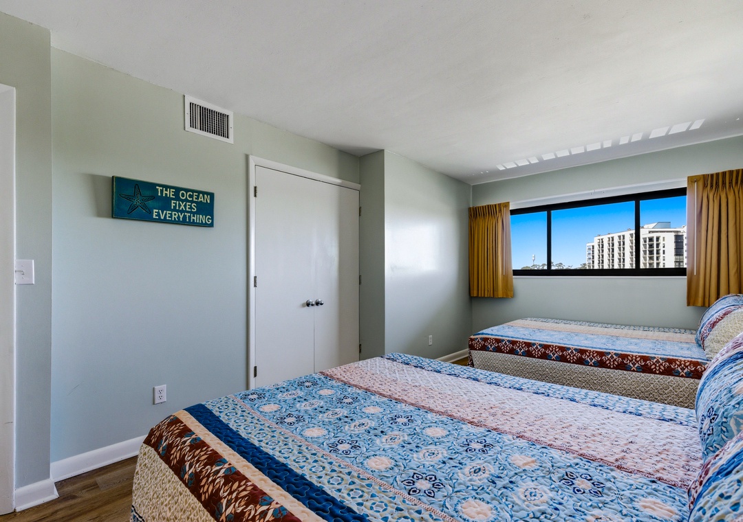 Guest bedroom