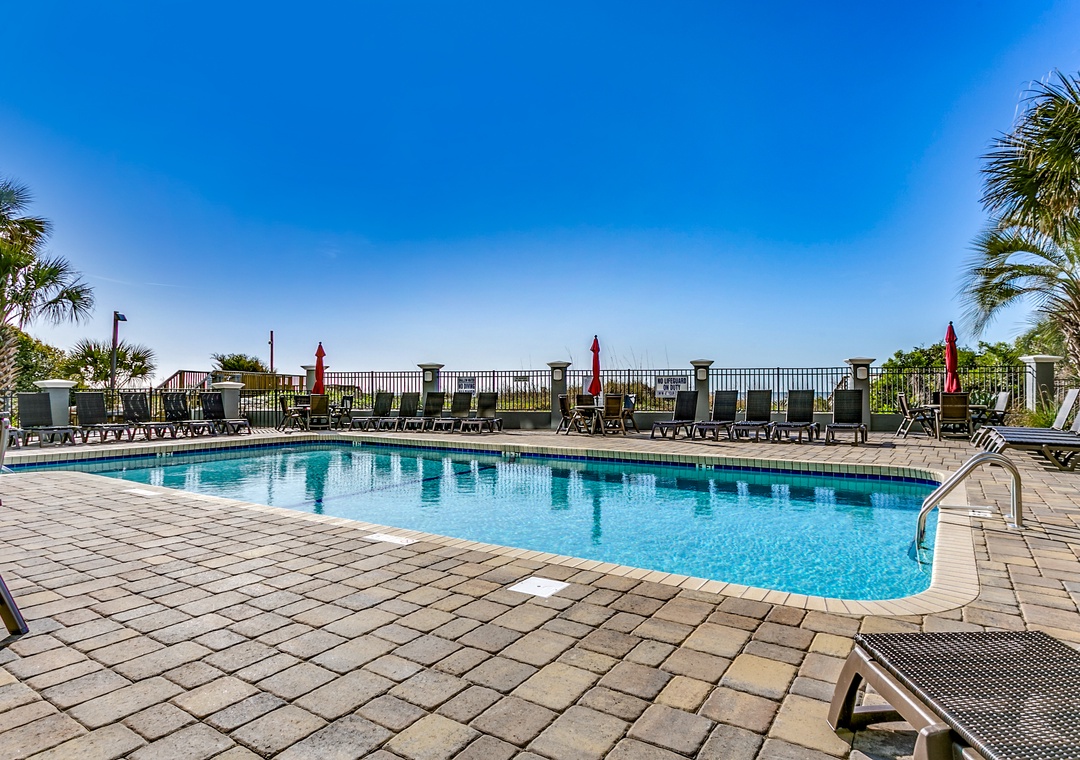 Carolina Dunes pool