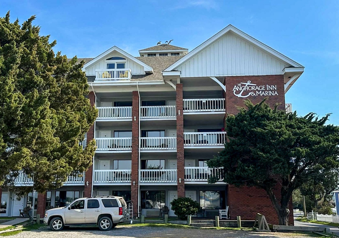 DC54: Captain's Perch