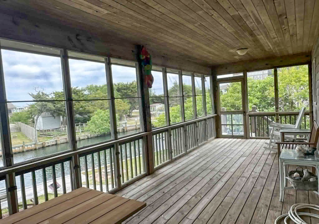Screened Porch 