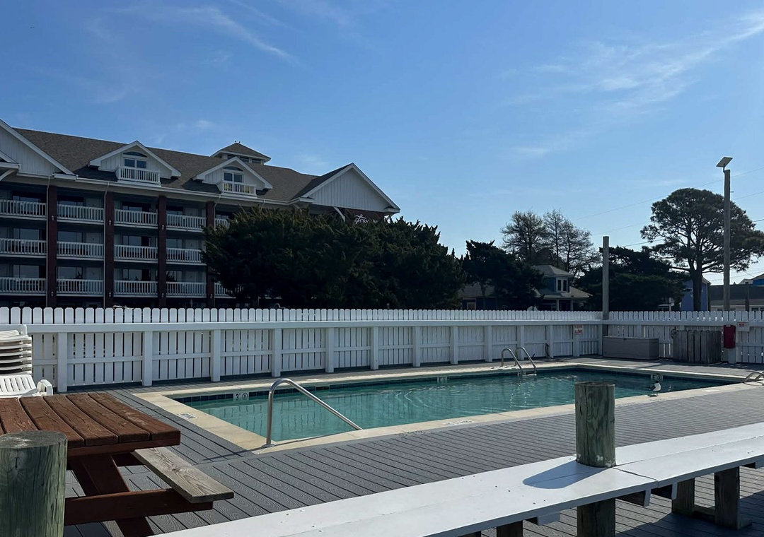 DC54:Captain's Perch with Pool Access