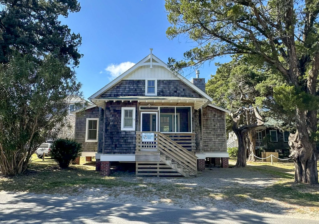 CR61: Cedar Tree Cottage