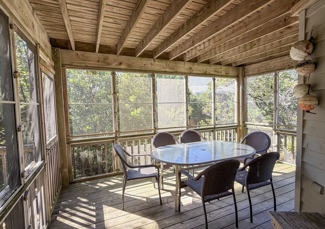 Screened Porch With Dining Area