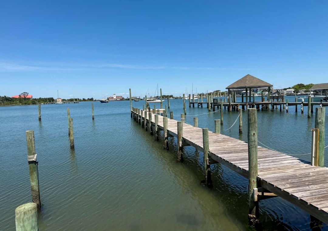 Shared Dock on Silver Lake