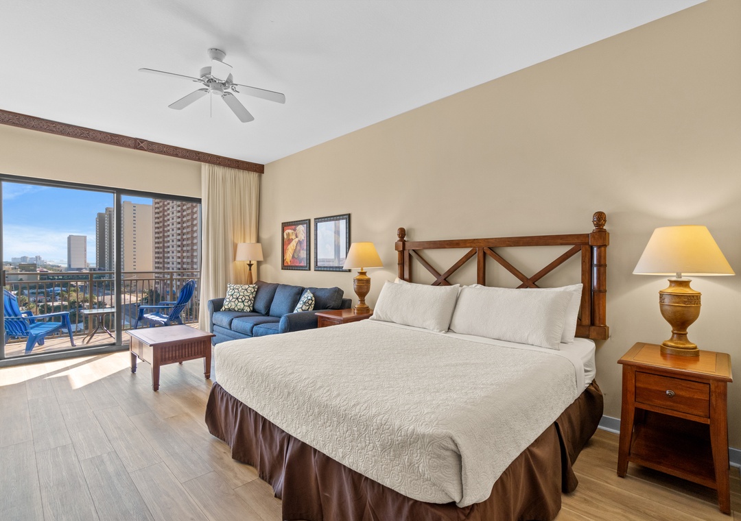 Origin 0833 - Studio King - Sunrise & Gulf View | Photo 2