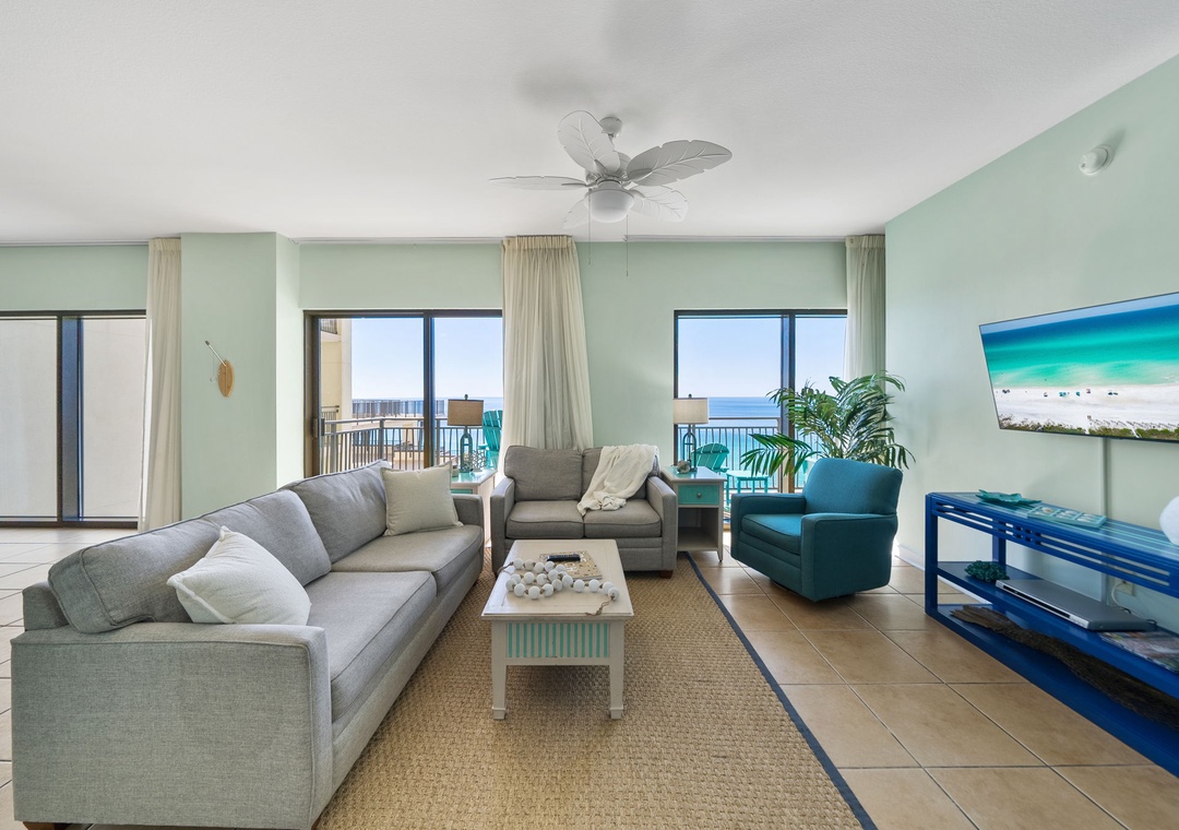 Origin 1604 -PENTHOUSE- 3 Bedroom- Private Large Sunset Deck | Photo 1