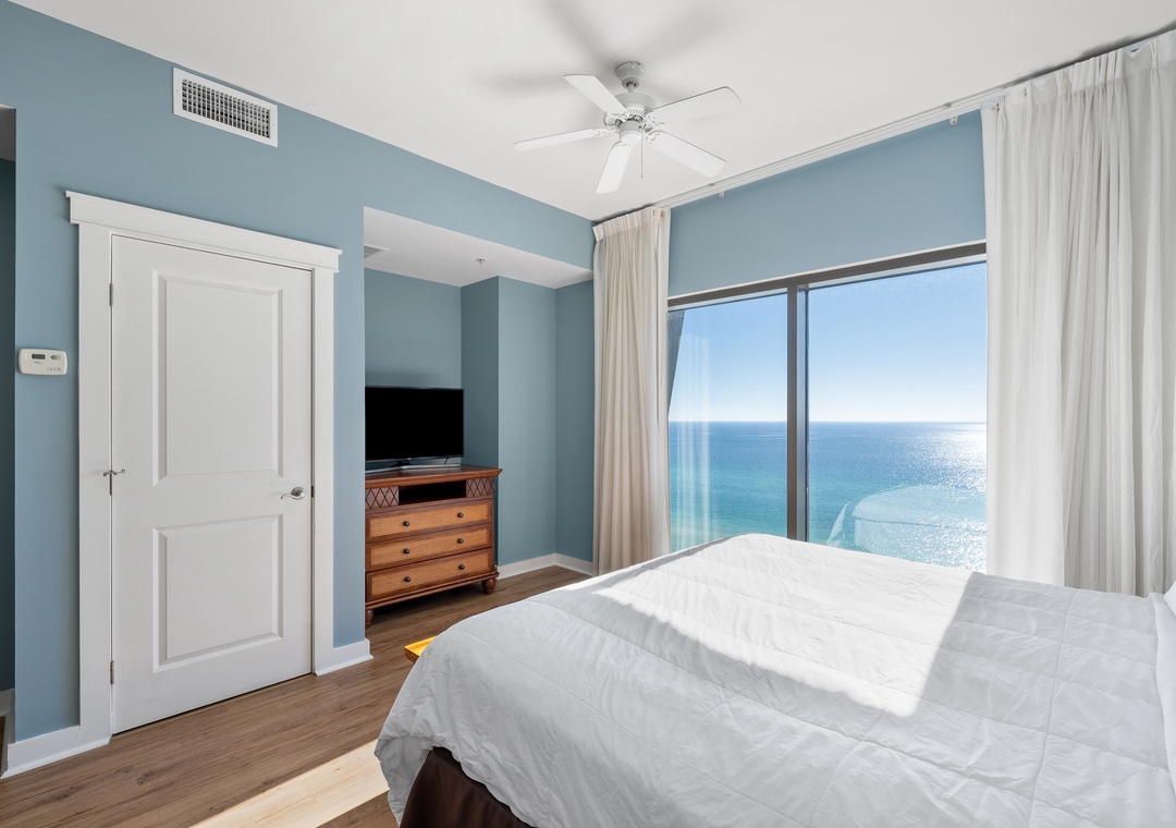 Origin 1402 - Studio - Direct Beach View | Photo 1
