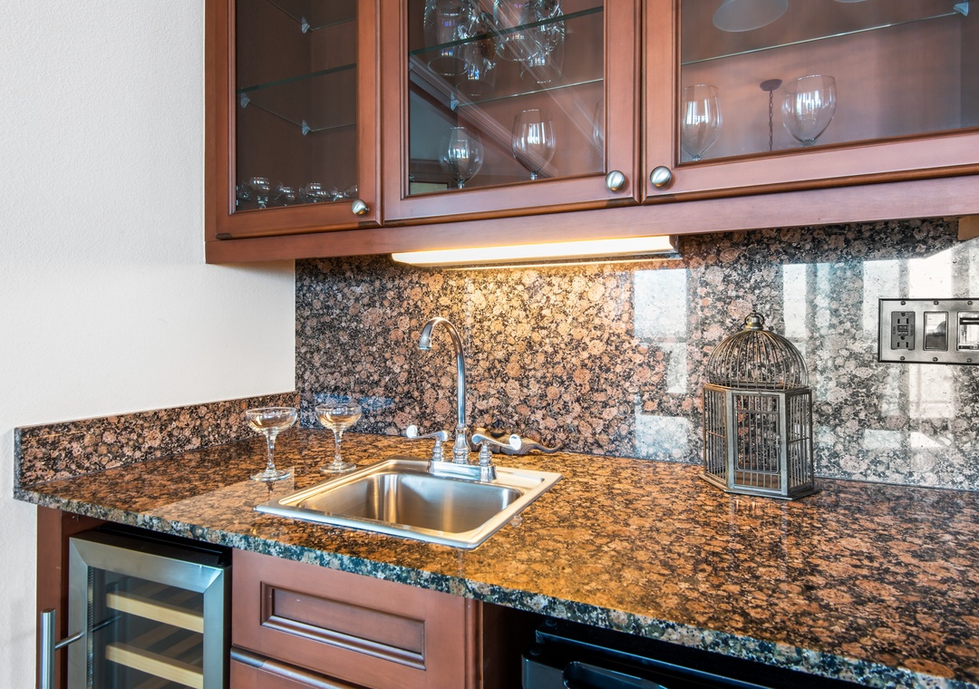 Craft a cocktail to enjoy on the balcony