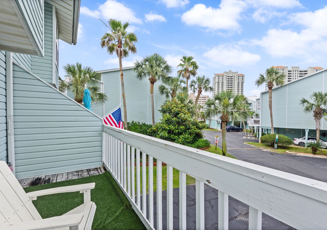 Second floor balcony #2