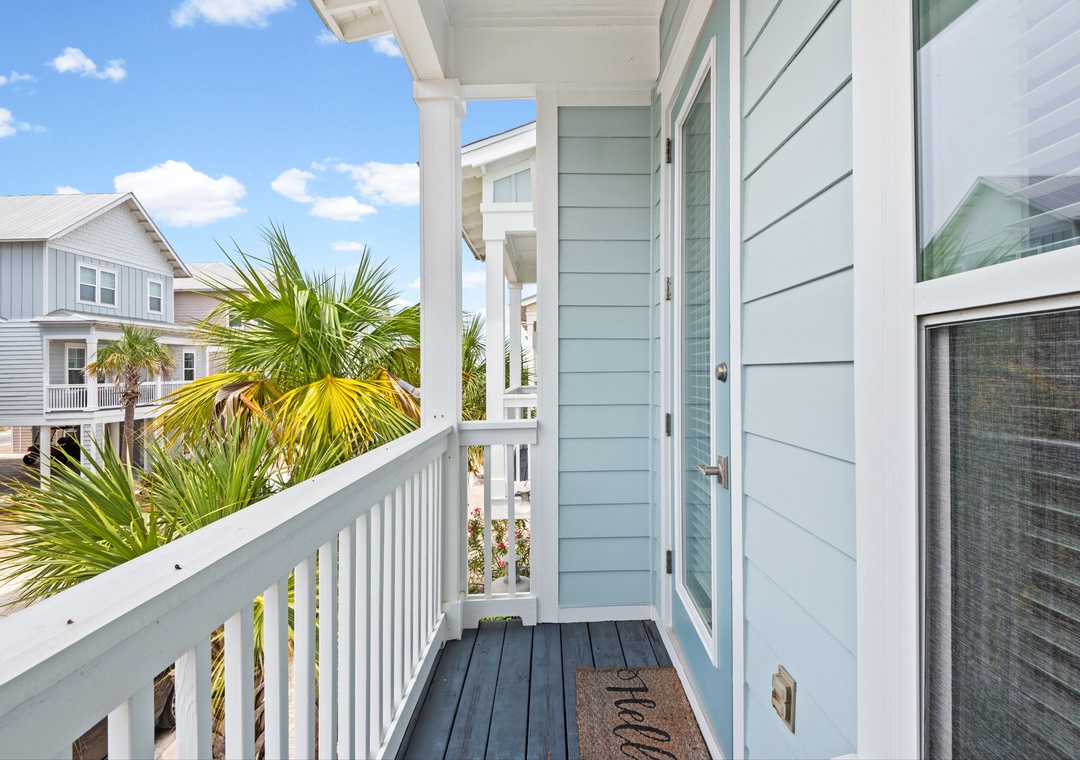Sea Haven entryway