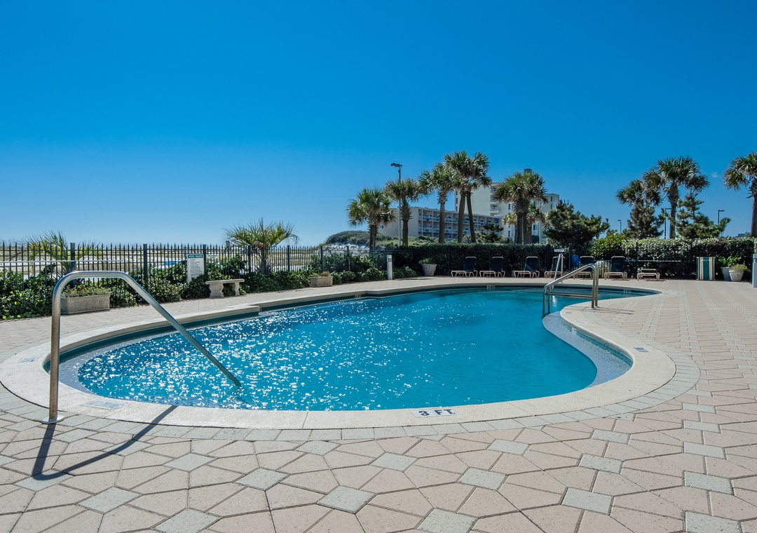 Santa Rosa Towers community pool
