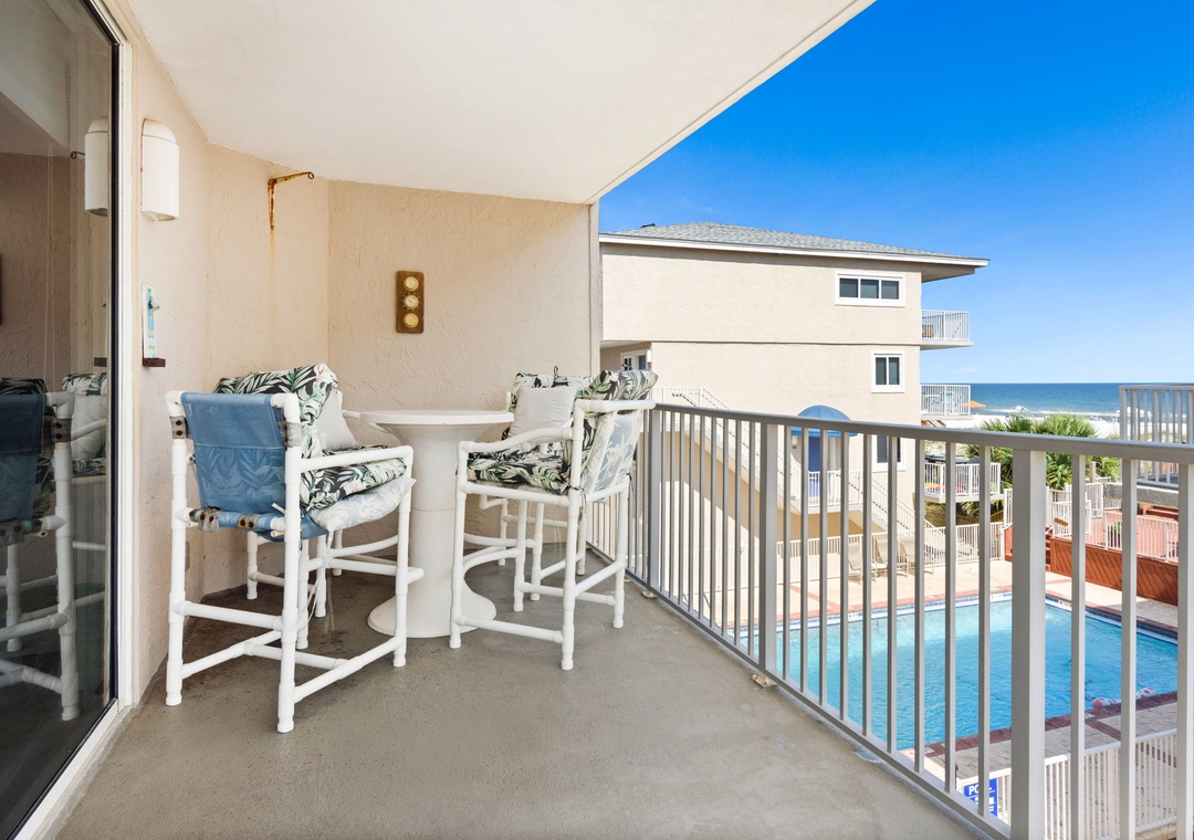 Private balcony seating