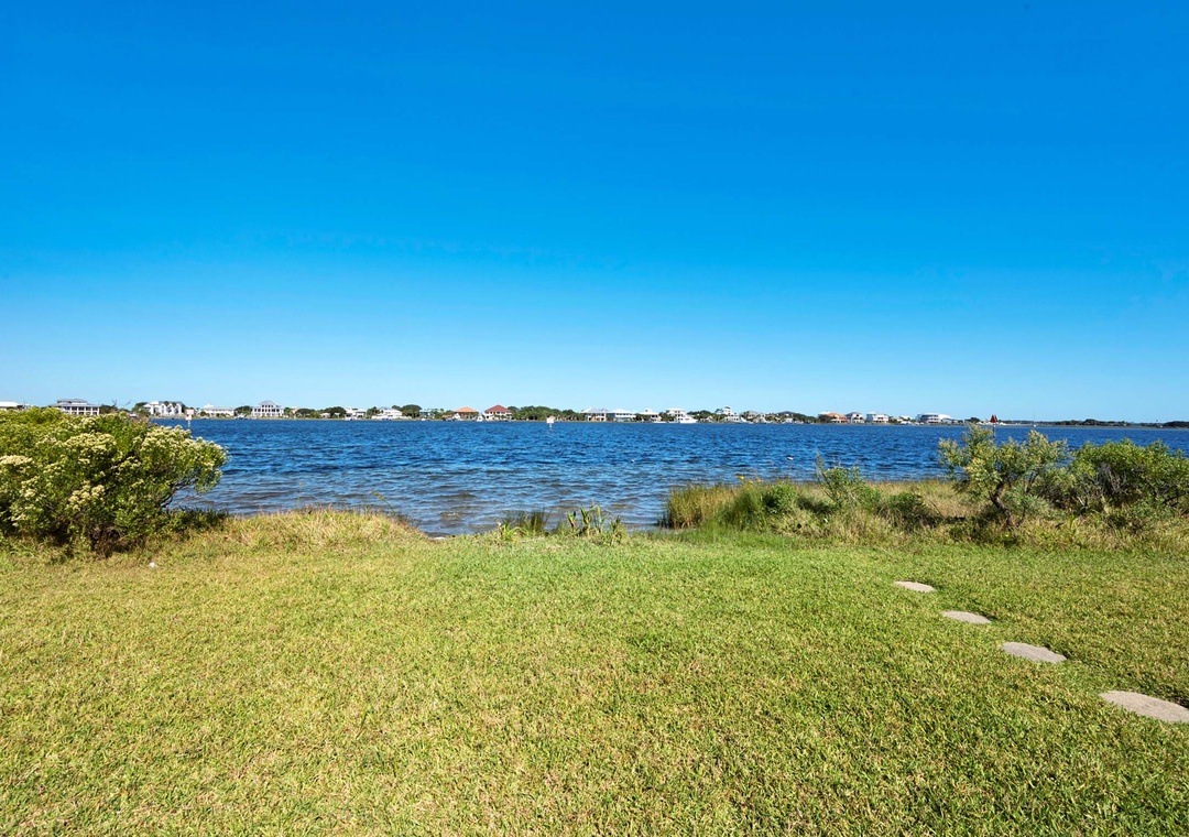 Beautiful Bay access