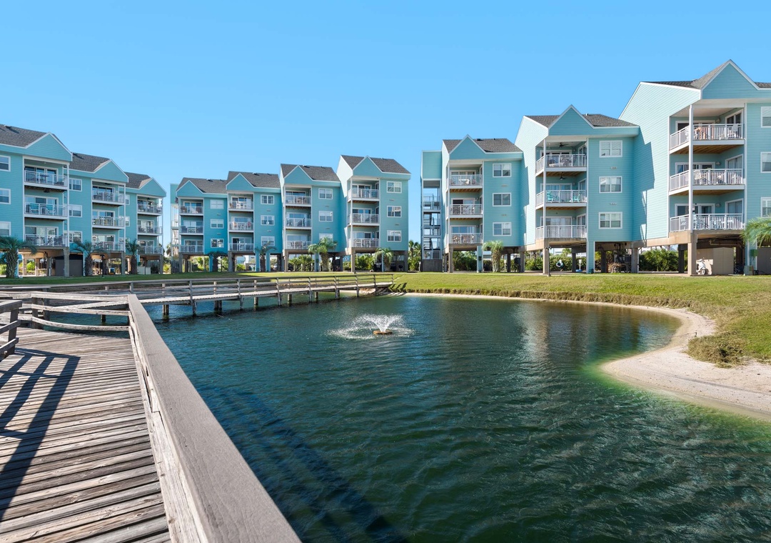 Water feature at Baywatch
