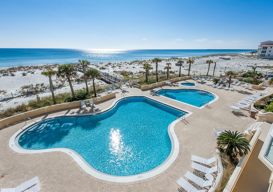Emerald Isle Gulf-front pool