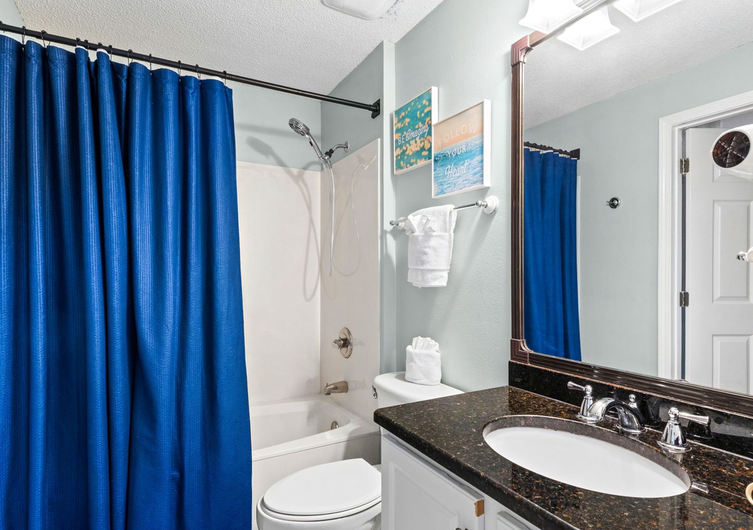 Guest bathroom 2