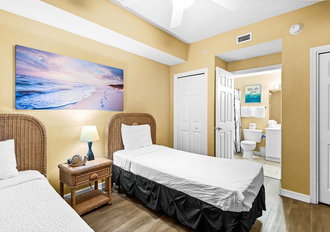 Two twin beds in guest bedroom 2