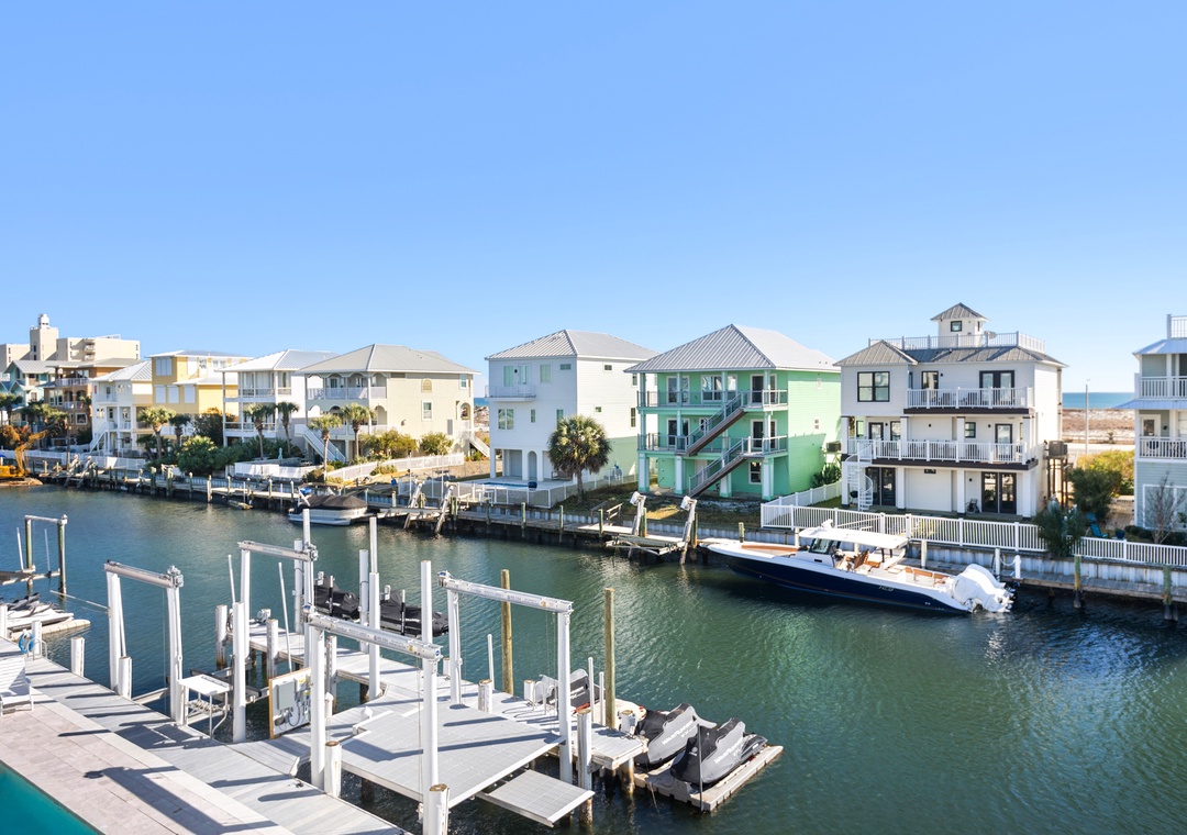 Stunning canal views